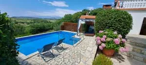 Rustic Apartment Mariva - 波吉卡