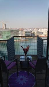 Exclusive Waterfront Apartment 12 Floor