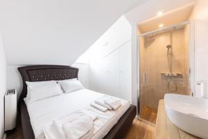 Novalja Centar Retreat