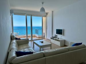 K&T Seaside Deluxe TwoBedroom Apartment