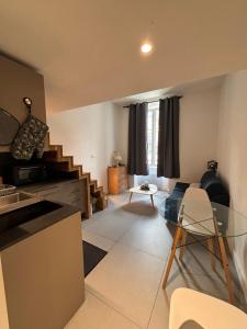 1 Bedroom Flat in heart of nice - 3-gwiazdkowe hotele w mieście Nicea
