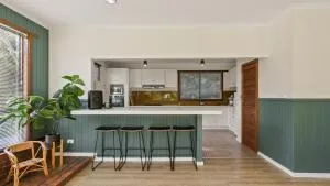 Treetop Retreat House - Metung