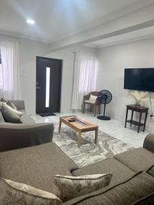 Em & Emm Vacation Apt