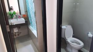 ONE PACIFIC RESIDENCE 18c