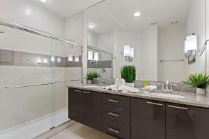 Priceless Peace at Serenity by Shine Villas, 081 townhouse