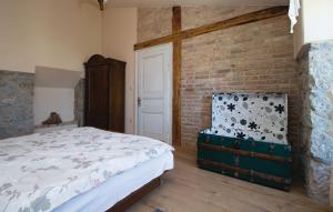 Home with magnificent sea view