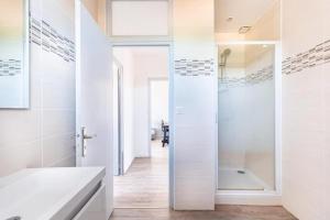 Appartements La Girafe Rouge : photos des chambres