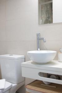 Estia - Detached House