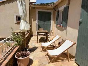 Un petit coin de paradis - Studio Pura Vida, à 200m de la plage dans une calanque préservée - La Redonne