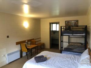 Green Gables Motel in Warburton