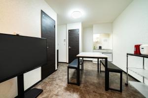 84-4, Shiomi 202, Entire room for rent, 潮見B202