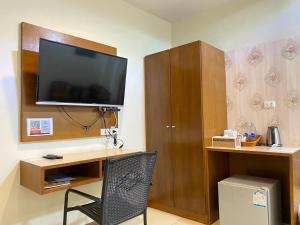 Chaophayathara Riverside Hotel