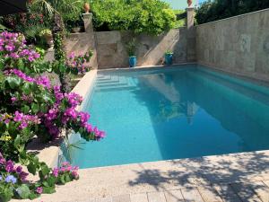 Luxury pool central Makarska apartment by Maryn