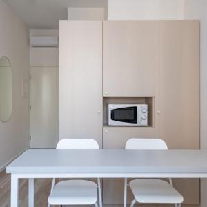 Studio on Laisves Aleja, Central Kaunas - Self Check In