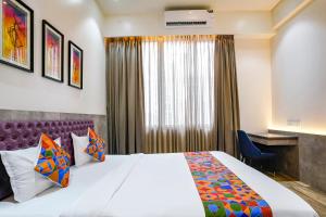 FabHotel Global Spaces - Nr NESCO Exhibition Center