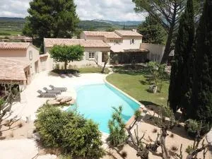 LAVENINE a Modène - 克里隆勒布拉沃