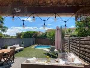 Villa Idéal Famille piscine et clim - 马格隆新城