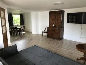 Ferien- Monteurwohnung in Nürnberg - Gerasmühle