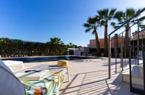 Magnificent villa with private pool -Golf Bonalba!