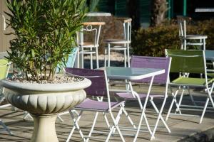 Hotels Brit Hotel Essentiel Pau Lescar : photos des chambres