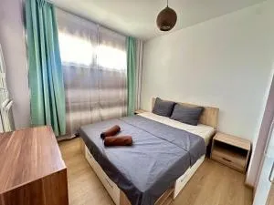 I'm Waiting my Guests ! - Pasarel