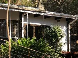 Esibayeni Guesthouse - Crocodile Valley Estates