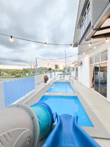 Desaru Kids Water Slide Private Pool & BBQ Homestay Bandar Penawar