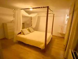 Au Chant D'oiseau - Born