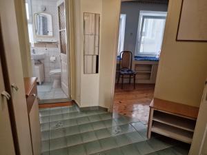 SEVEN - Two-Bedroom Apartment