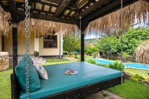 Villa Komitata-Pool and Jacuzzi