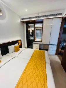 SRS Apart Hotel - Kormangala