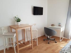 Studio Dresden Neustadt & parking