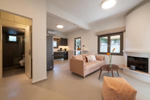 Morea Club West House Private Heated Pool