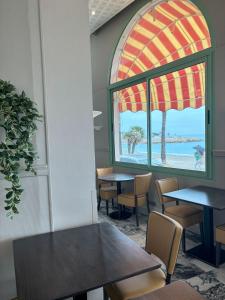 Hotels Hotel Vacances Bleues Balmoral : photos des chambres