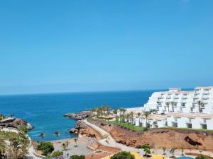 Ocean Garden Suite 004 con vistas al mar