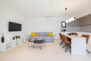 Silva Maris Apartments