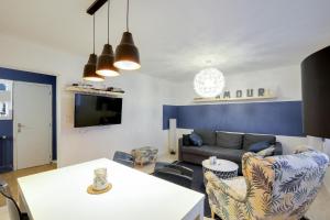 Appartements Comme chez vous - 3 chambres et un canape-lit : photos des chambres