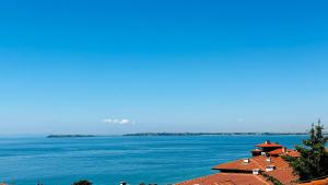 GARDEN OF EDEN Modern Apartments - APARTELLO,com