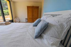 Maisons de vacances Magnifique maison moderne avec acces direct a la mer : photos des chambres