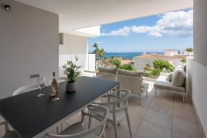 Pure South 2441 Sea View