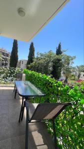 K15 Luxe Oasis Retreat - 3 Minute Drive to Beach