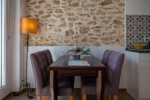 AT077 Planta baja con jardín privado