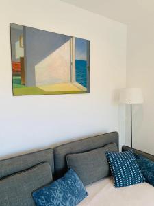 Modern duplex with AC and garden, just 350m to sea side