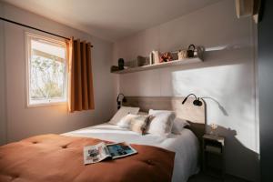 Campings Camping Le Douzou : Mobile Home