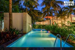 StayVista at M Villa with Breakfast Included