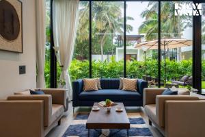 StayVista at M Villa with Breakfast Included