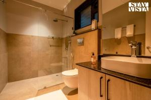 StayVista at M Villa with Breakfast Included