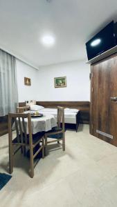 Kollar D Guest House - Prenoćište ROOMS