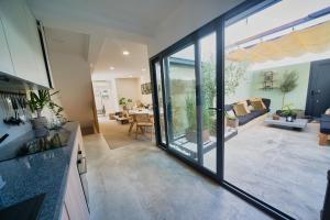 Elements Milfontes - Japandi Designed House - City Center