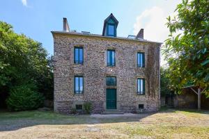 Maisons de vacances Le Logis du Clerge - Grande maison pour 15p : photos des chambres
